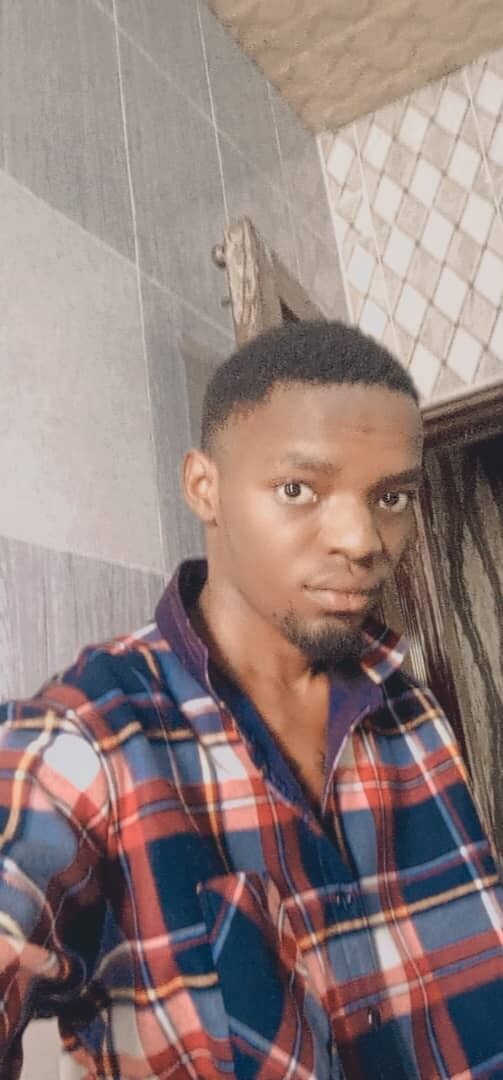 ���� 47322900 ����� Frank, 23 ����, ���� ���������� � ������