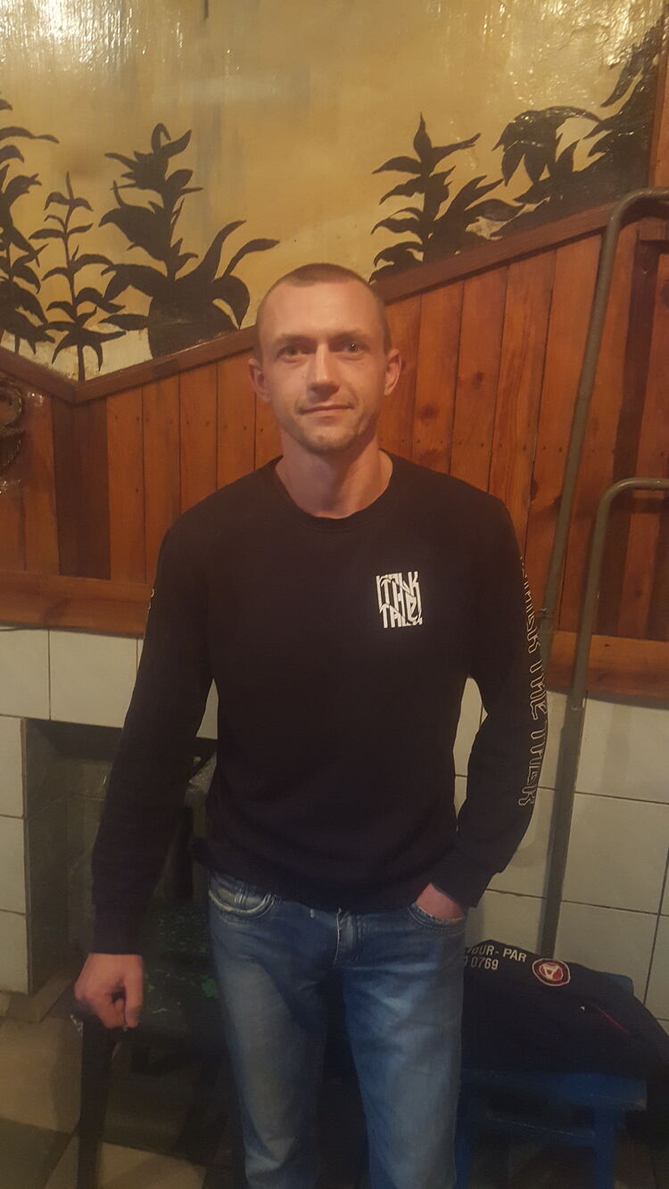 23786470  , 33 ,    