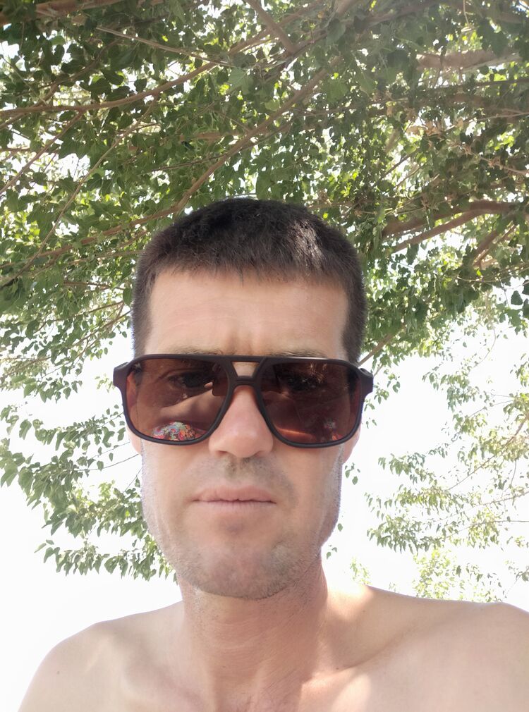  29321570  Aziz, 39 ,    