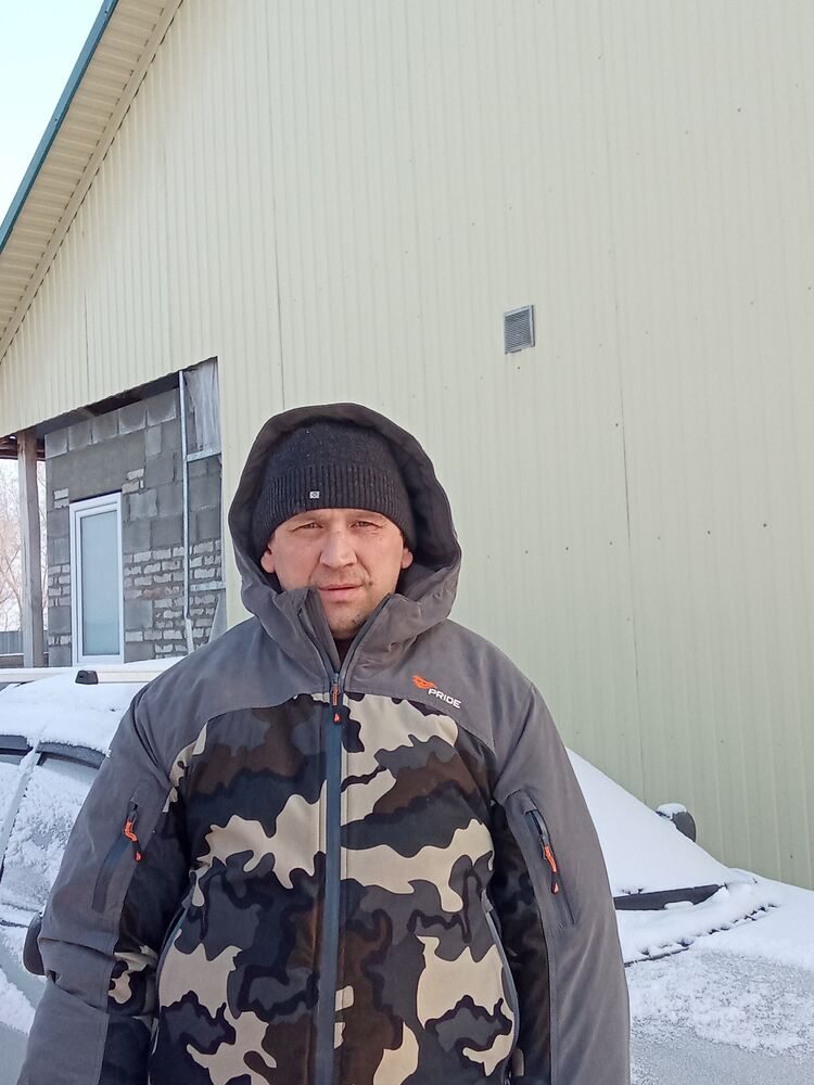  44040840  Dmitriy, 41 ,    
