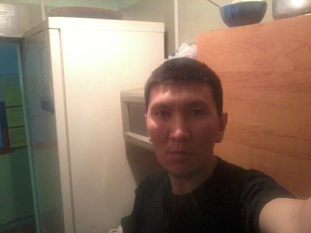  ,   Serega, 39 ,   