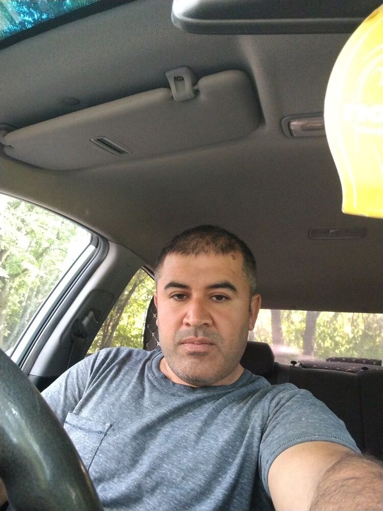  45556180  Ziy, 42 ,    