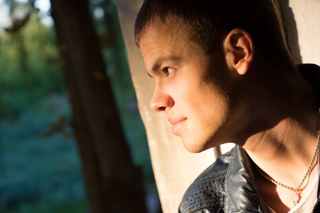  ,   Madikson, 32 ,  