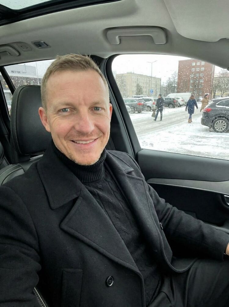 ���� 56108280 ������� �����, 39 ���, ���� ���������� � �����������