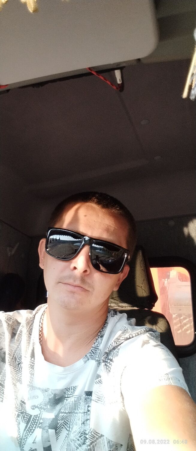  ,   Alexander, 31 ,   ,   