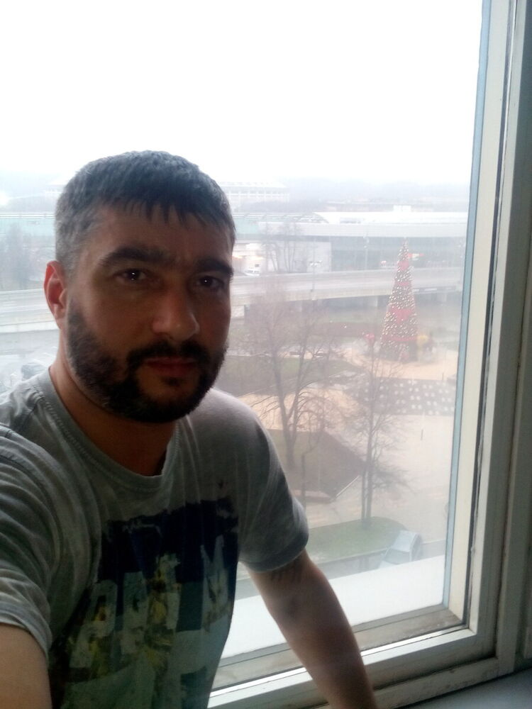  -,   Alex, 45 ,   ,   , c 