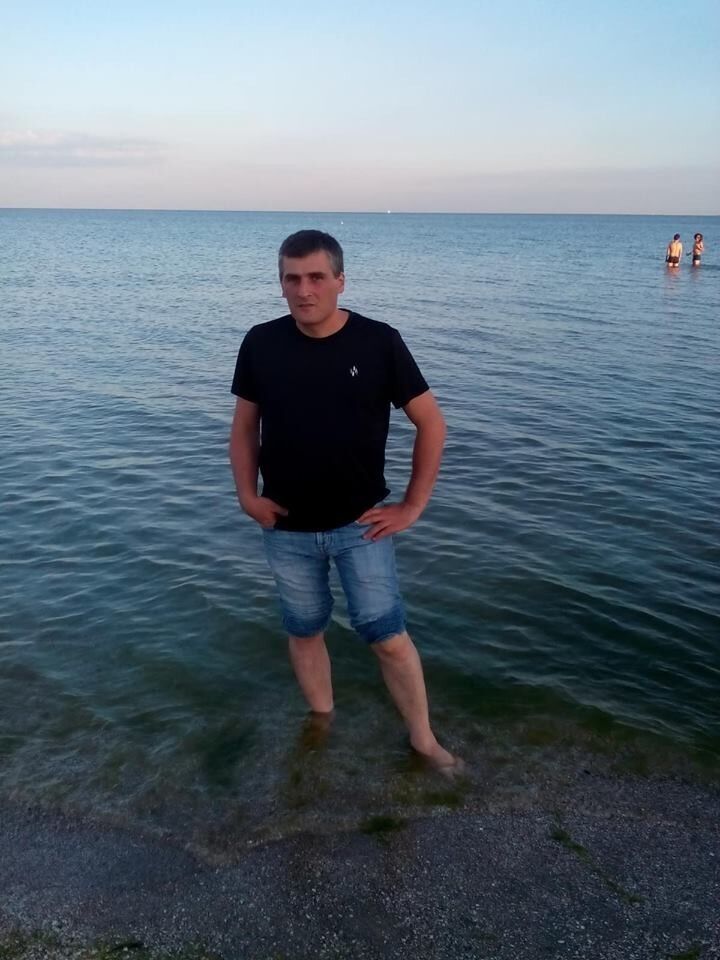  16168980  Gela, 31 ,    