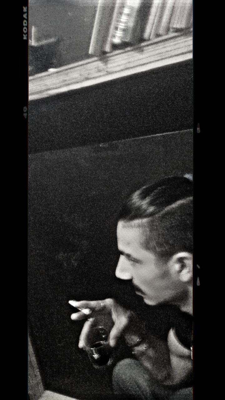  35678090  Khazim, 26 ,    