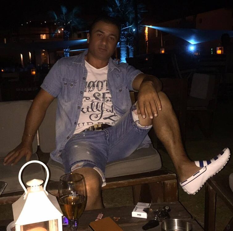  15643490  BAMBO, 37 ,    Limassol