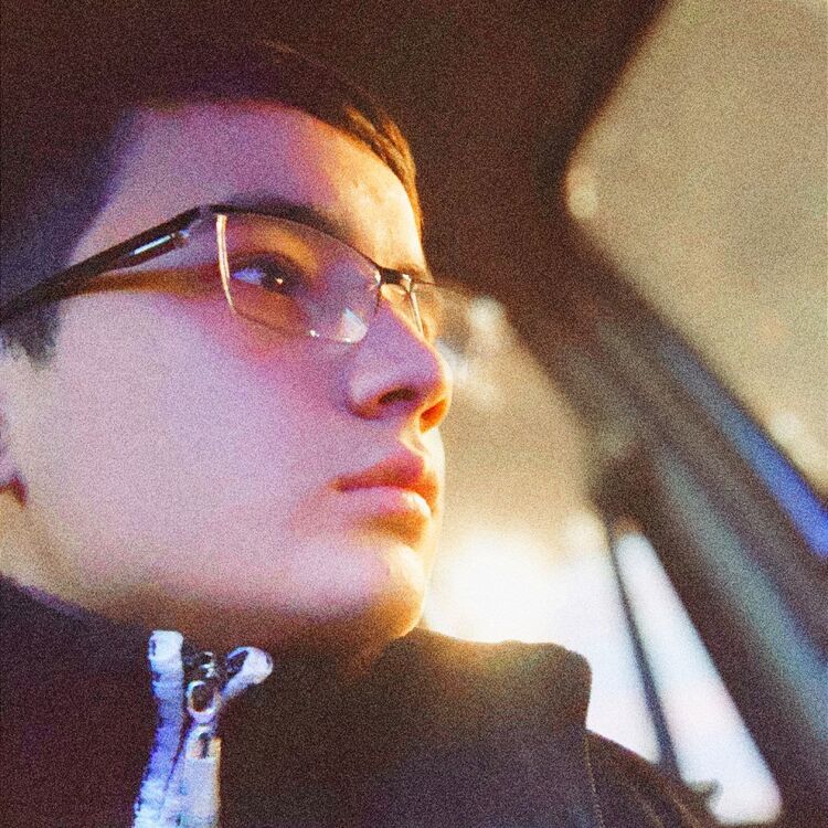  27008100  ZaraZnik, 23 ,    