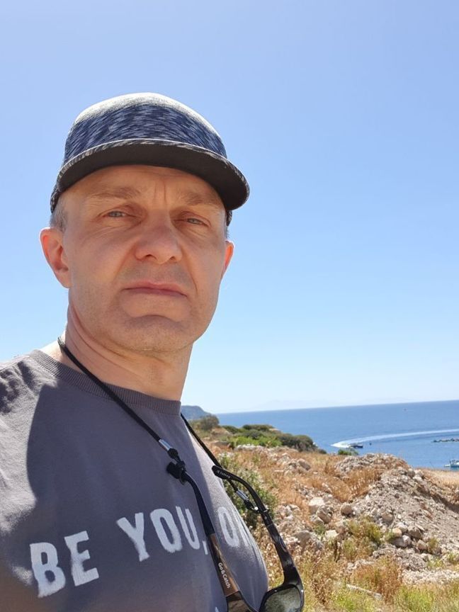  54834140  Aleksej, 57 ,    