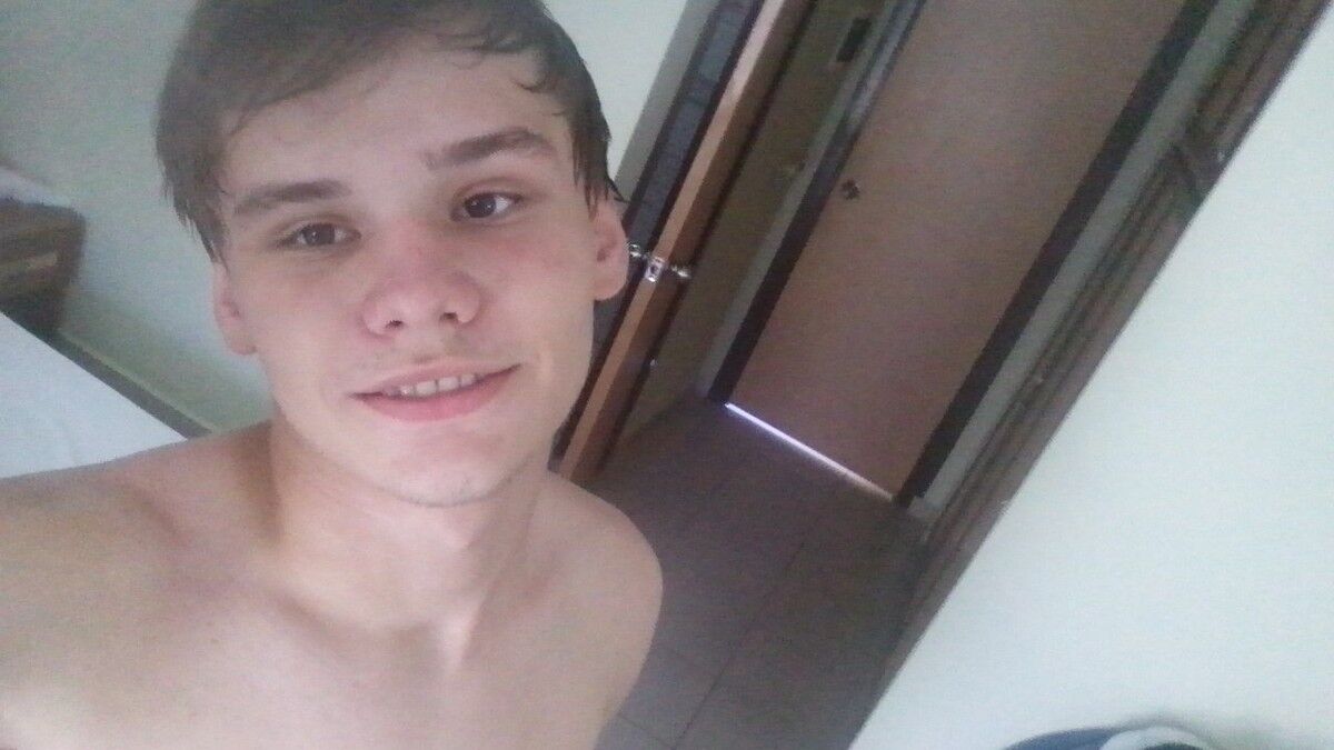  6949570  , 27 ,    