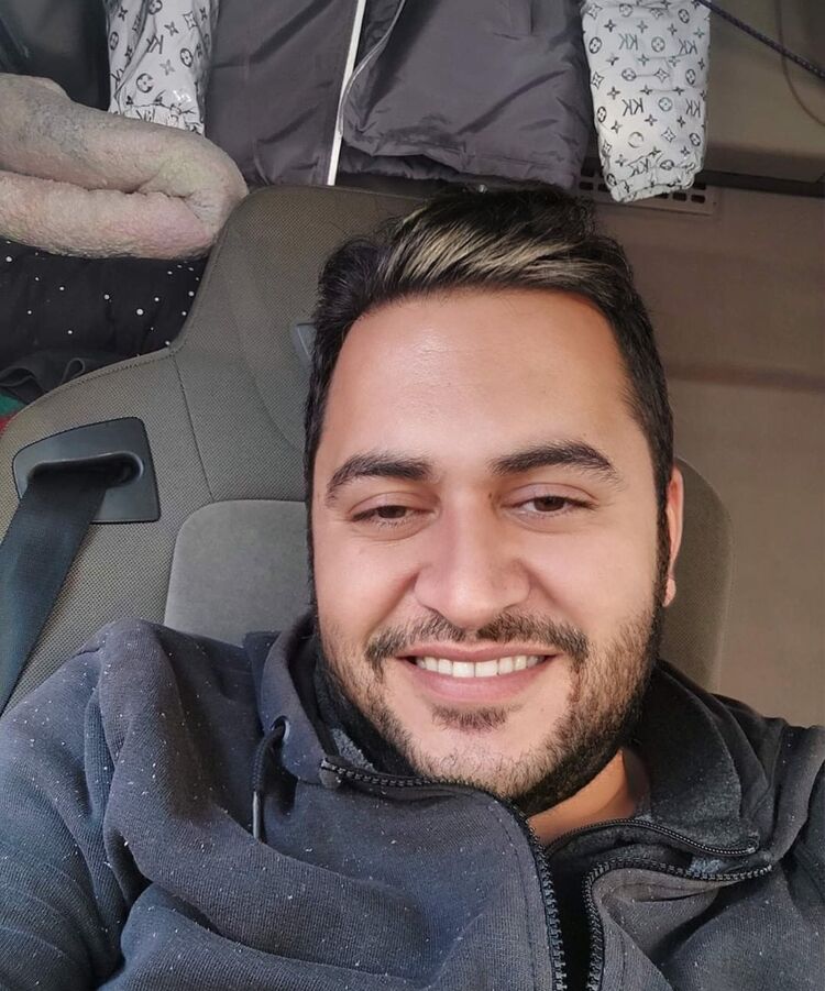  ,   Remzi, 39 ,   ,   