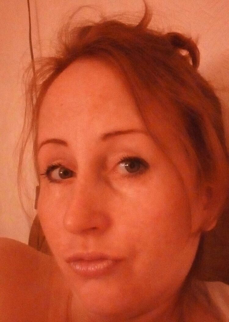  44361240  , 42 ,    -