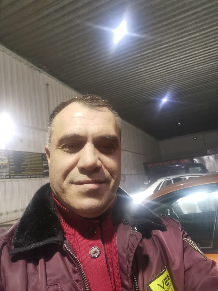  31817690  , 44 ,    