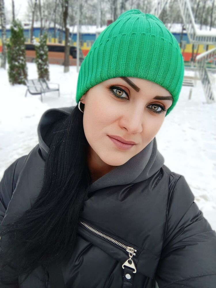 41675200  Kristina, 36 ,    