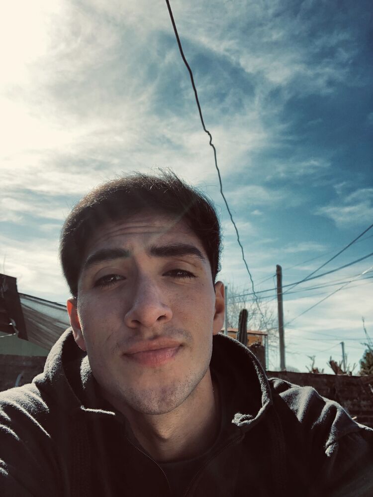  Santa Fe,   Axel, 23 ,   ,   