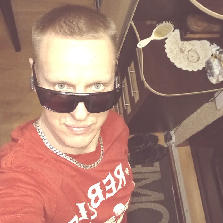  52245340  , 38 ,    