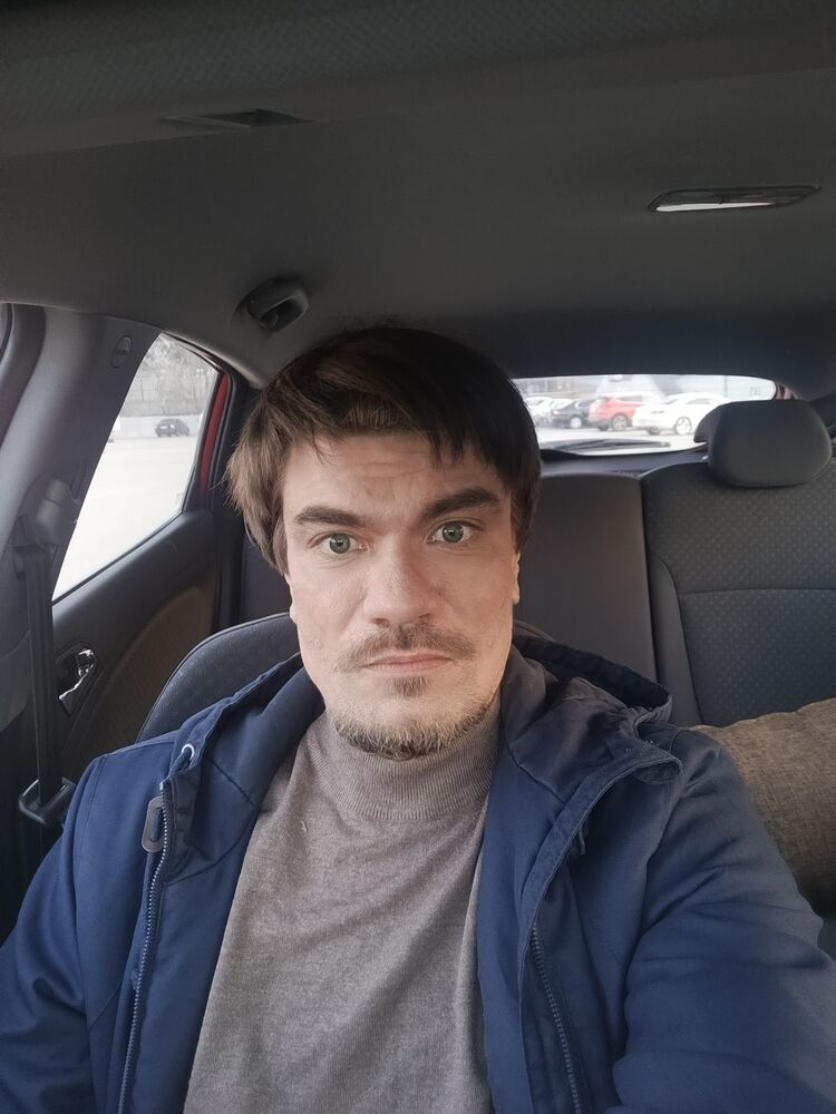  ,   Konstantin, 36 ,   ,   