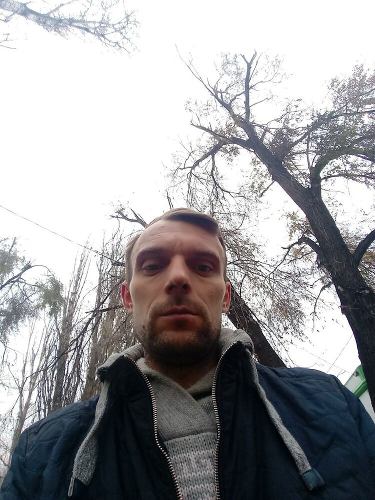  10853660  , 43 ,    