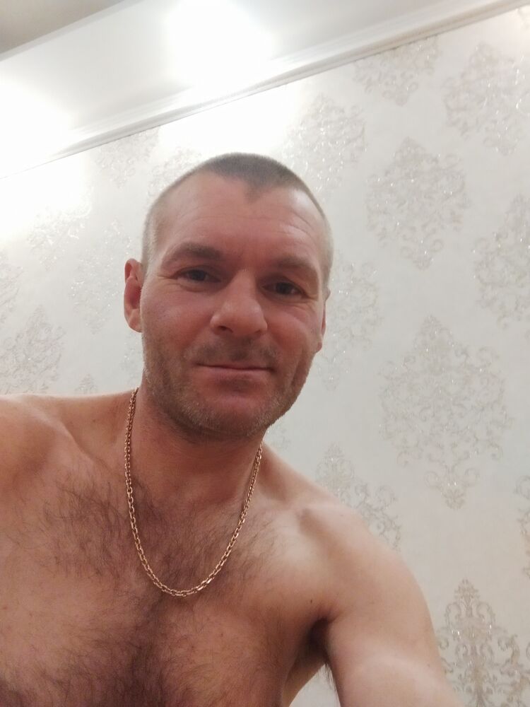  42373420  , 44 ,    