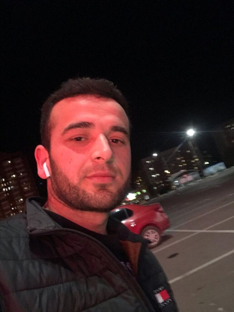  22439230  Suhrob, 31 ,    