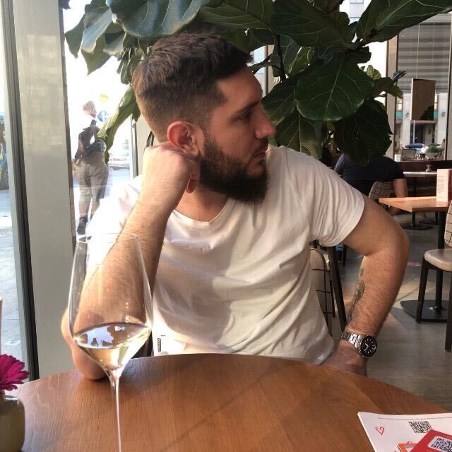 ���� 48015990 ������� �� �� �, 32 ����, ���� ���������� � ������