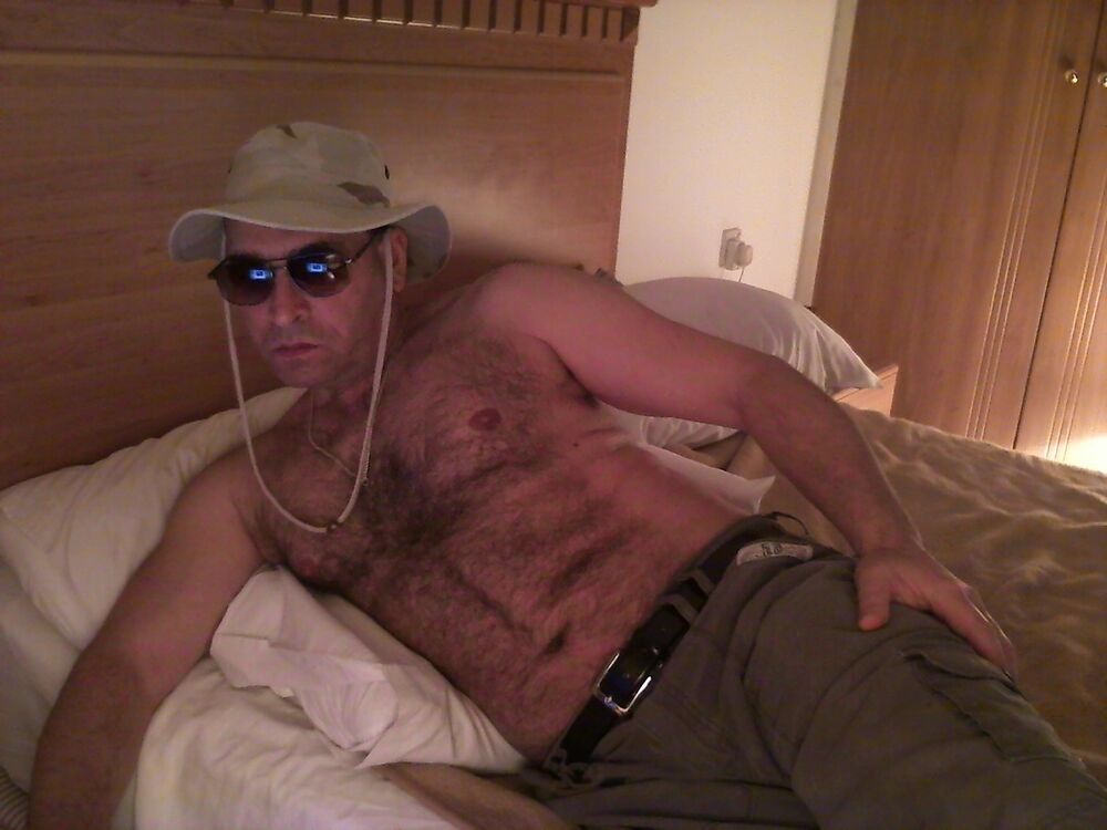  9604890  Sergey, 55 ,    