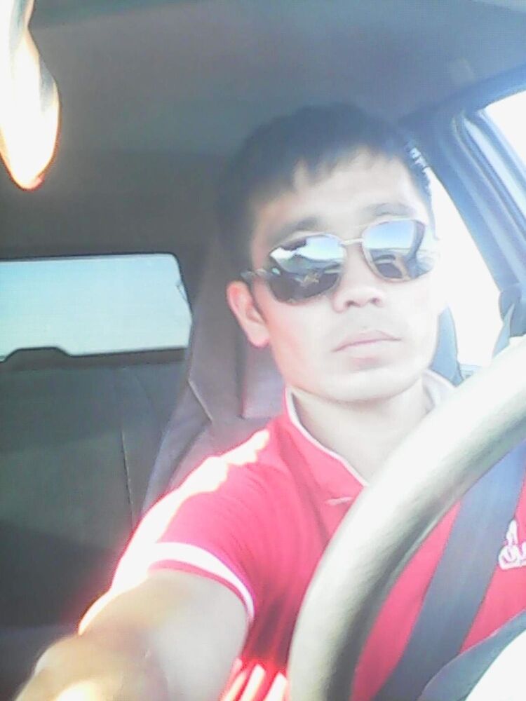  ,   Ruslan, 32 ,   ,   , c 