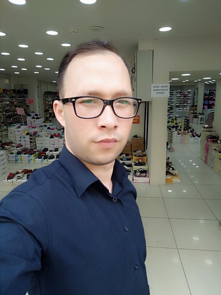  ,   Kivanc, 32 ,   ,   , c 