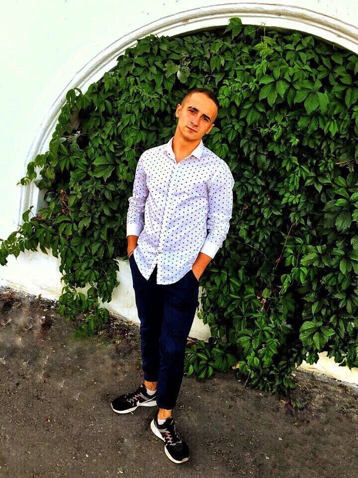  46166370  Ivan, 26 ,    