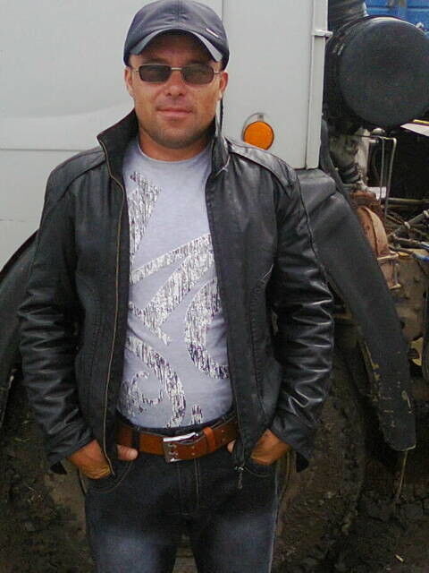  5437140  Alexsey, 40 ,    