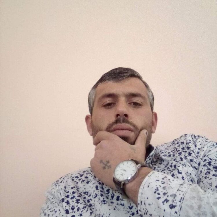  32841260  Arabo, 34 ,    