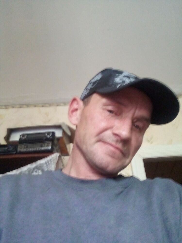  27141460  Aleksej, 43 ,    