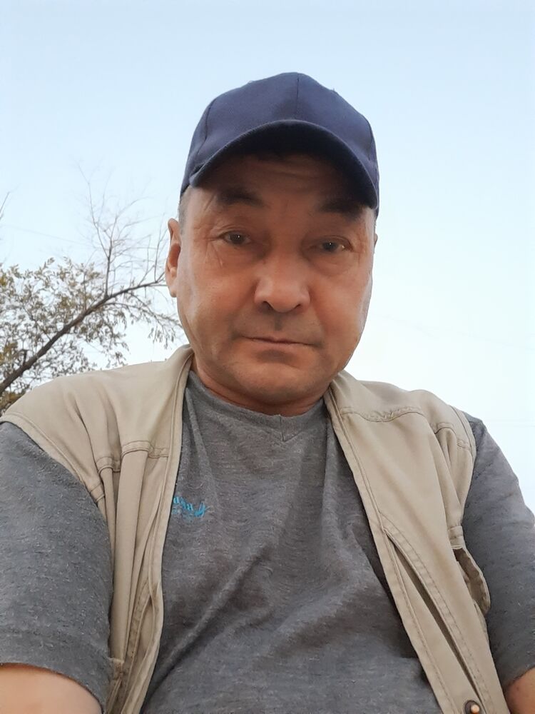  24045840  , 61 ,    