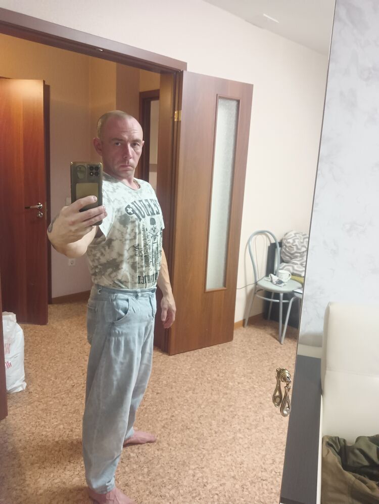  48829070  Dez, 42 ,    