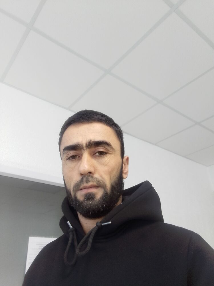  33960580  Alisher, 42 ,    