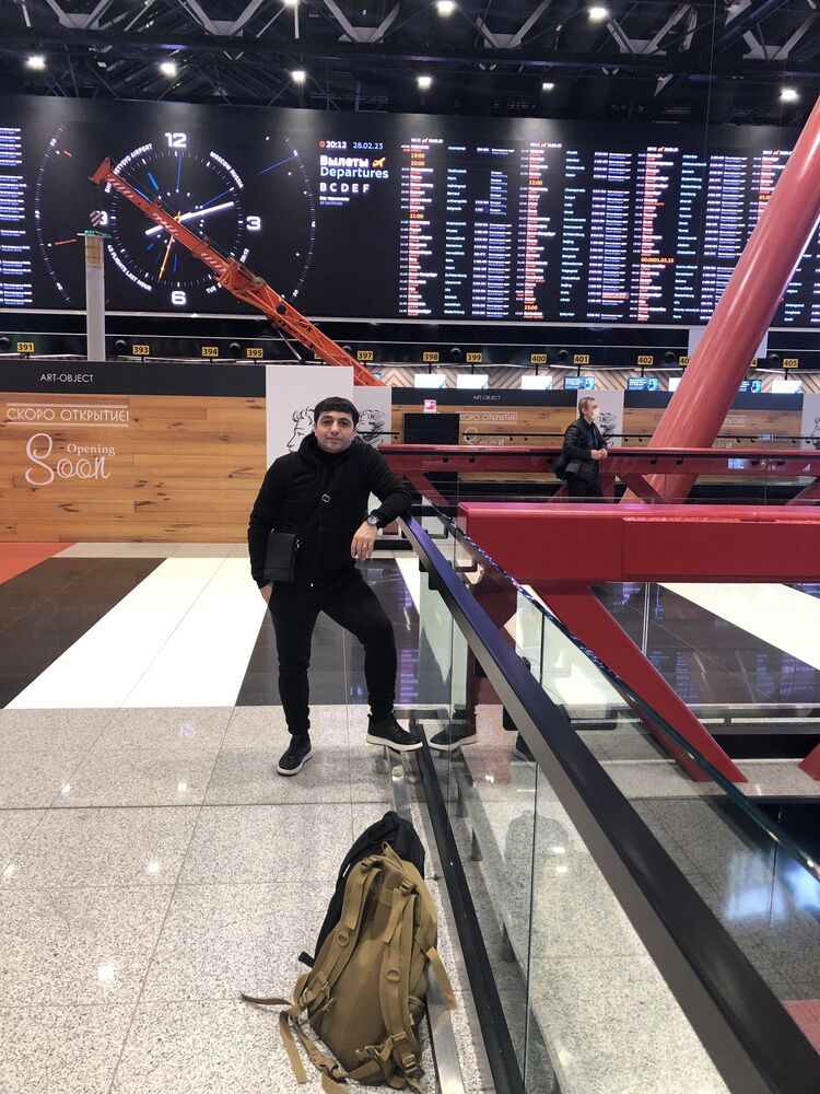  ,   Gyorgi, 37 ,   ,   