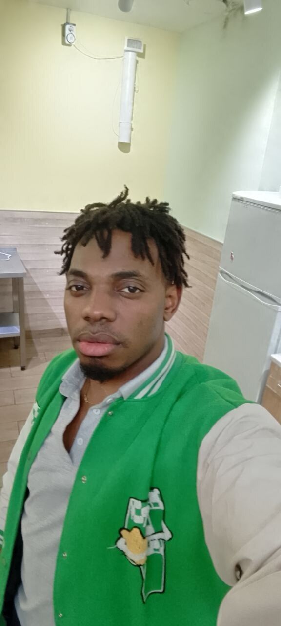  54404720  Fabregas, 31 ,    