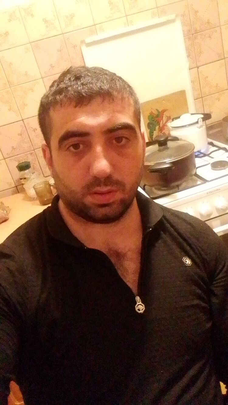  42686170  , 37 ,    