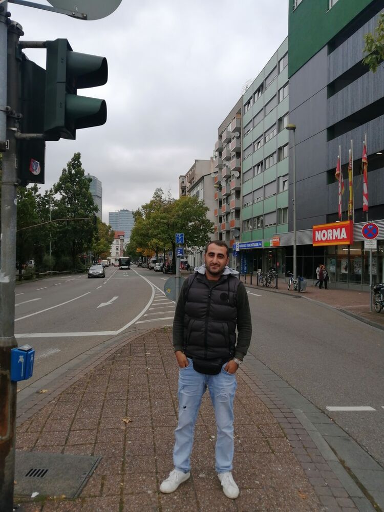  ,   Misha, 37 ,   ,   , c 