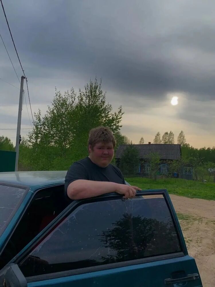  ,   Alexey, 19 ,   ,   