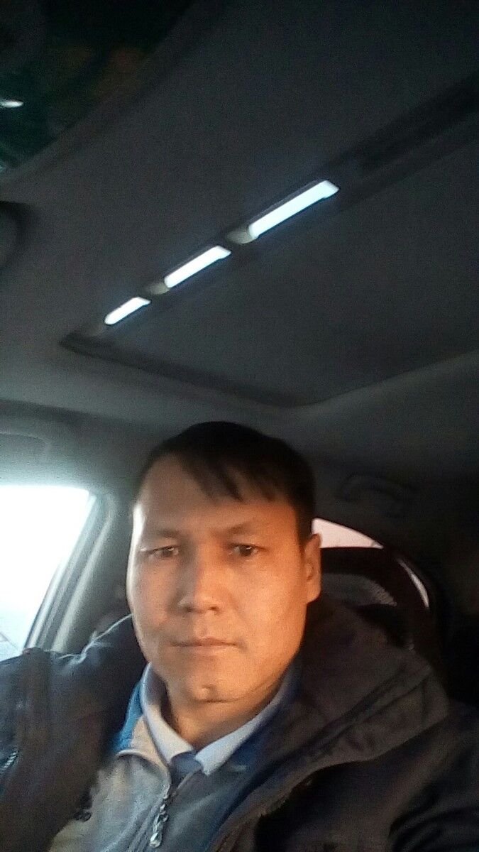  8785690  Erzhan, 44 ,    