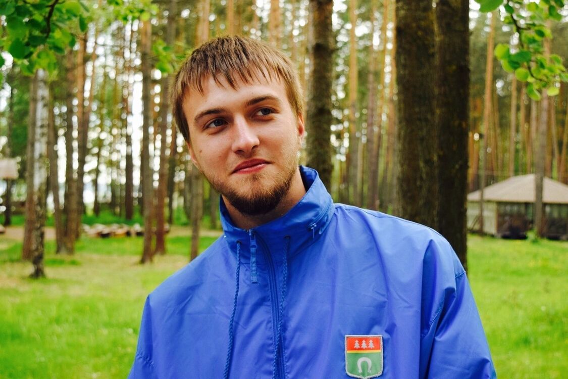  13018190  , 27 ,    -