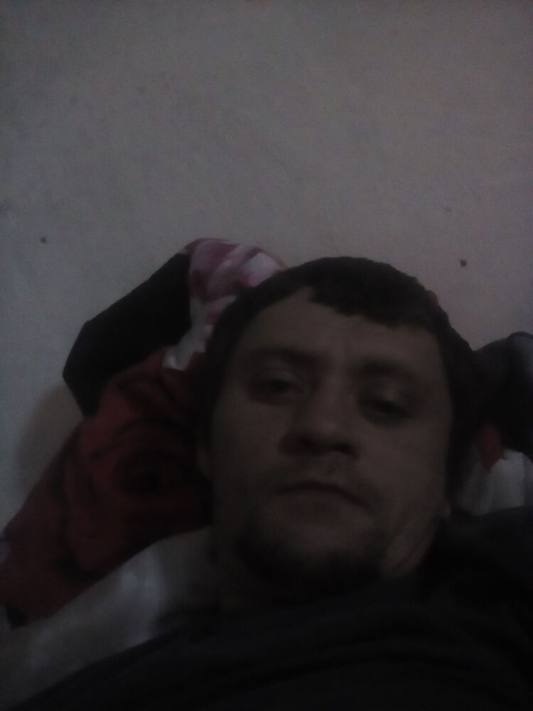  11729280  Stas, 34 ,    