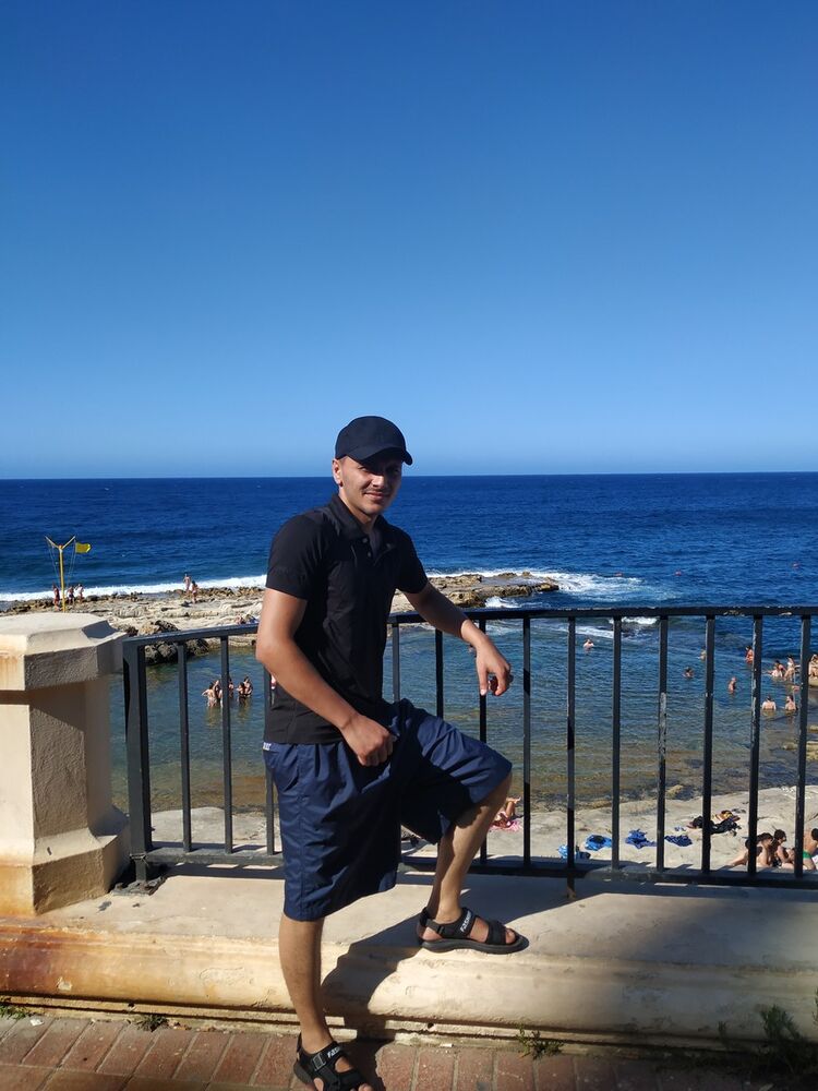 ���� 16921470 ������� Komil, 33 ����, ���� ���������� � ����������