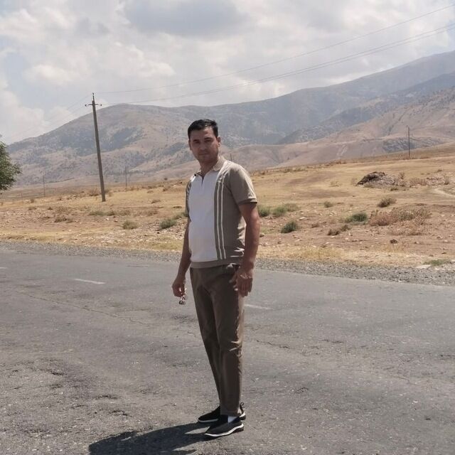  45985600  Diyor, 38 ,    