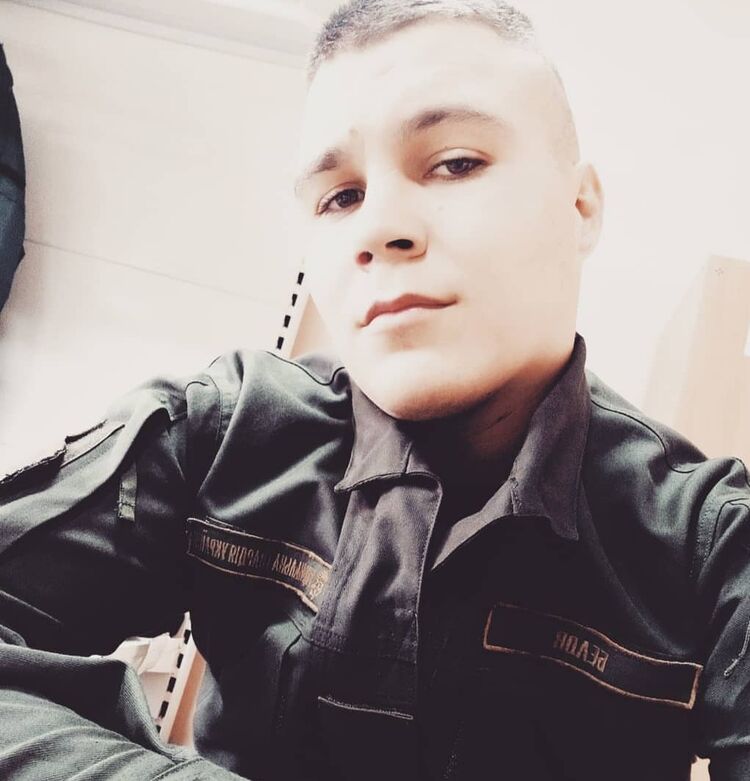  19003810  Vitalaod, 32 ,    