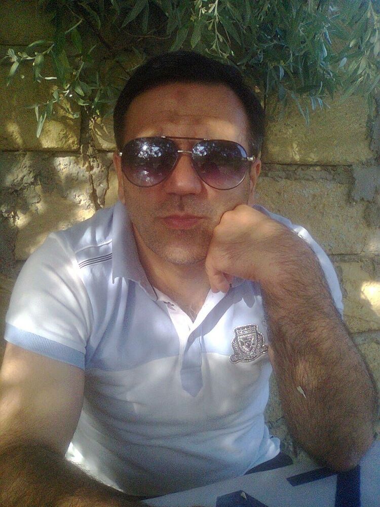  6999880  Sabir, 54 ,    