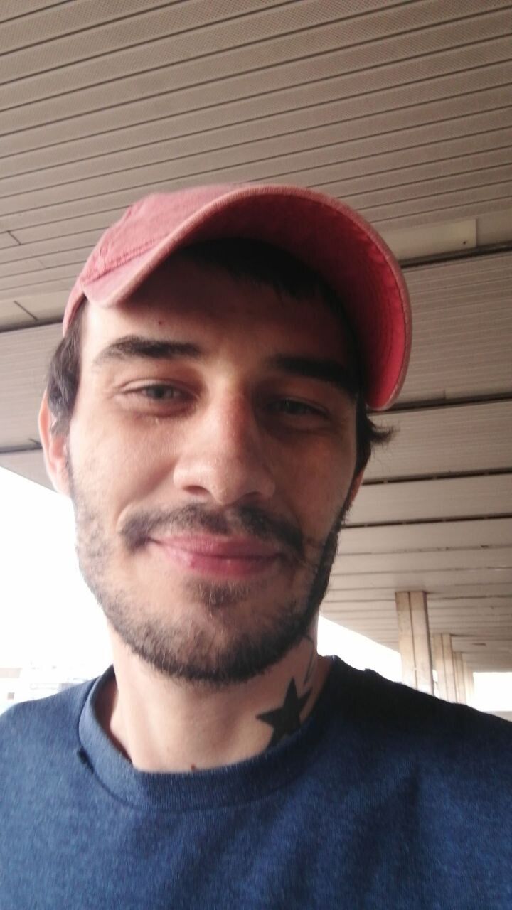  42612760  , 34 ,    